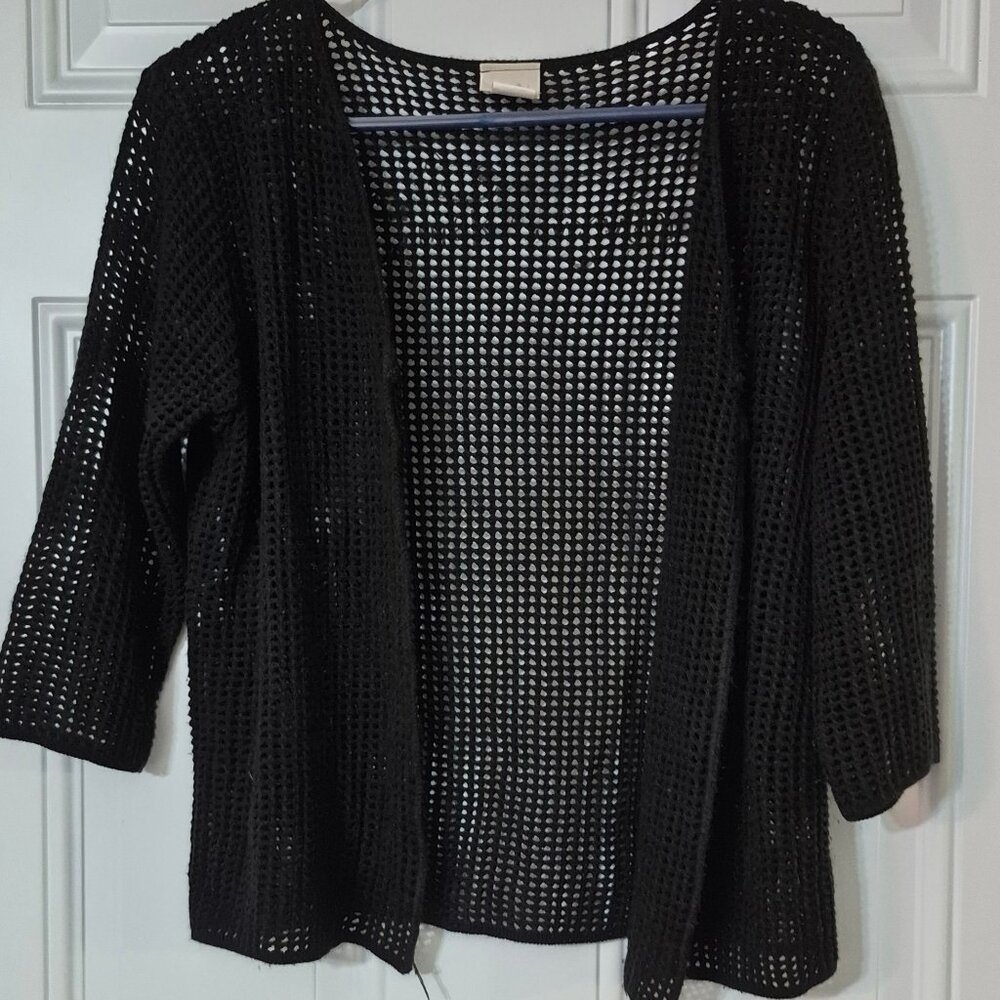 Loose knit wrap, open front, 3/4 sleeves. Large